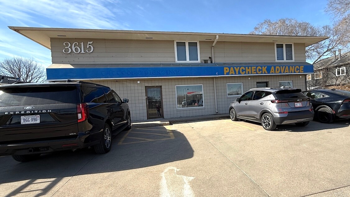3615 N 44th St, Lincoln, NE for Sale