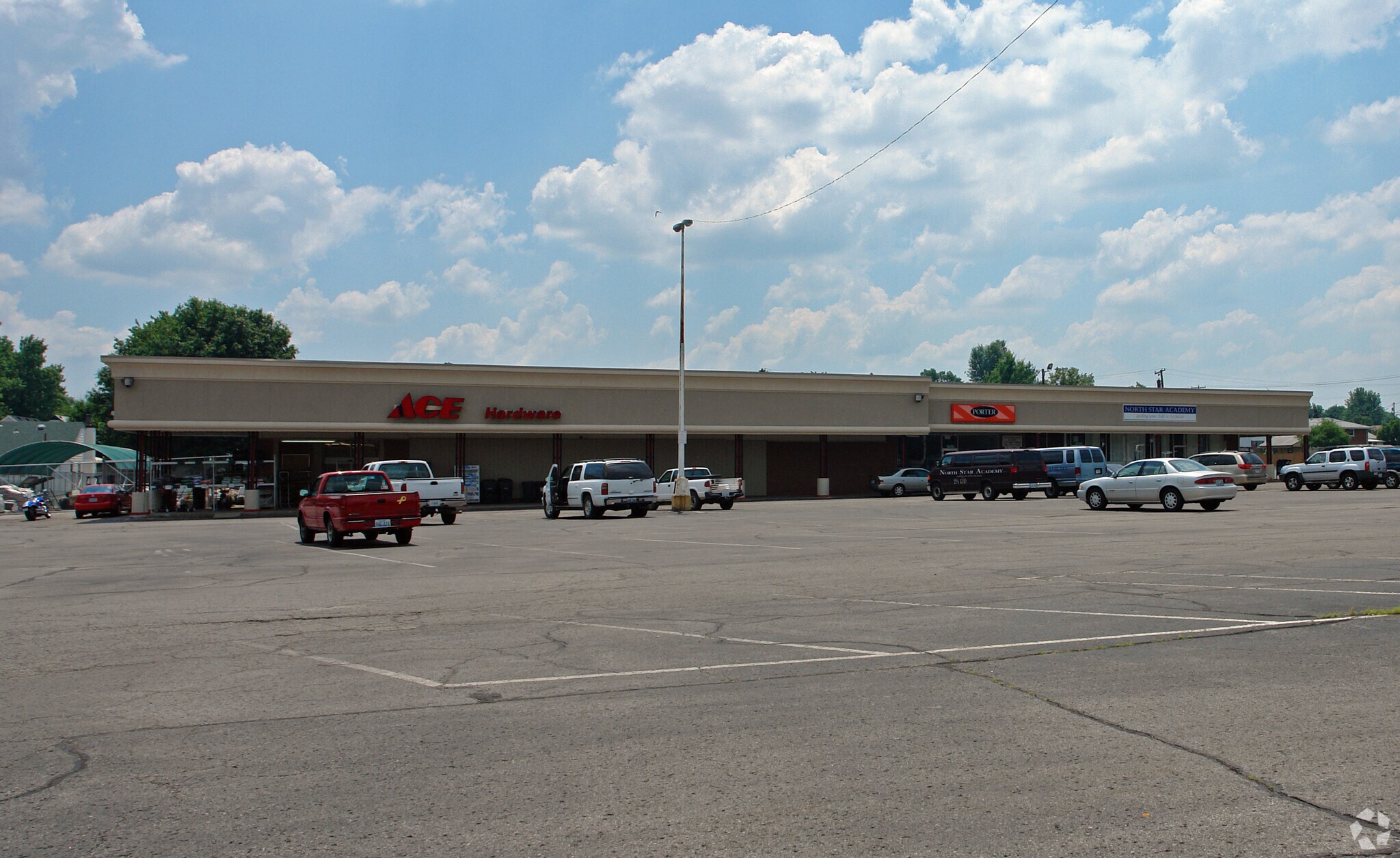 1784-1820 Bryan Station Rd, Lexington, KY for Rent