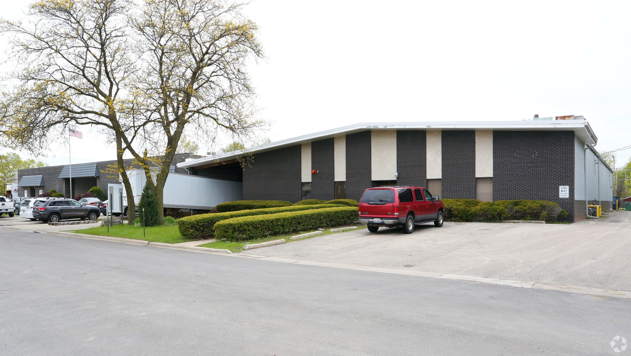 410 Mercantile Ct, Wheeling, IL for Rent