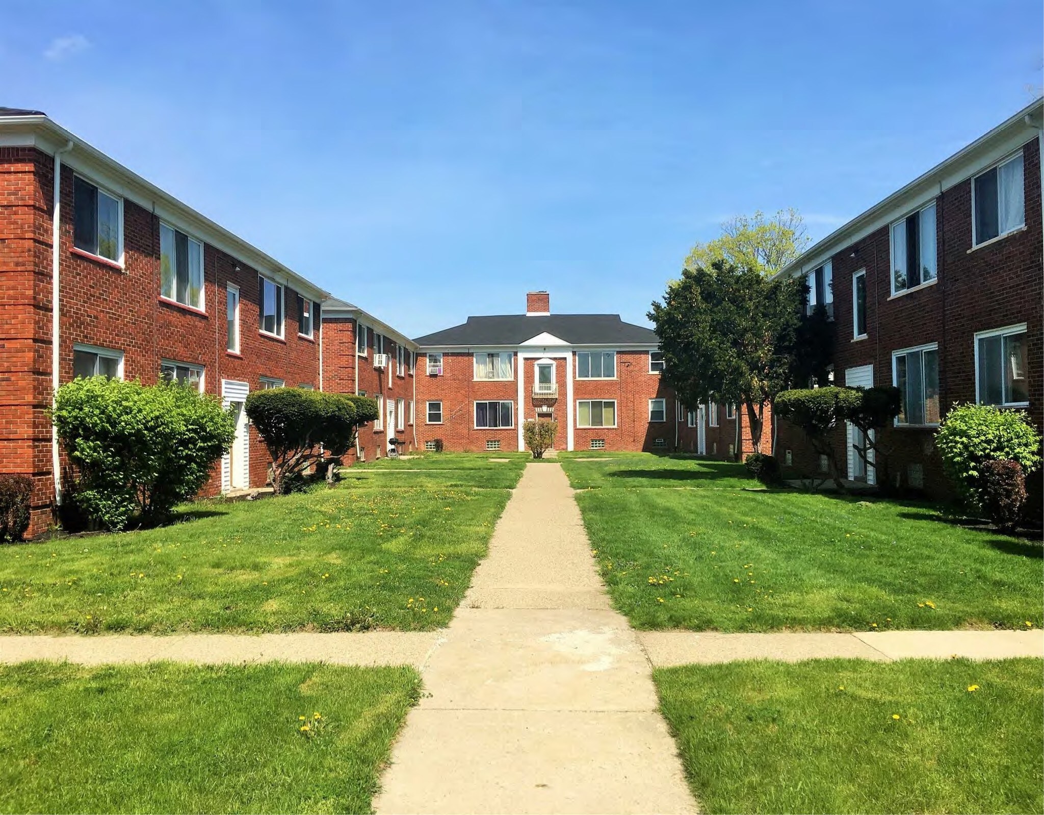 2255 Webb St, Detroit, MI for Sale