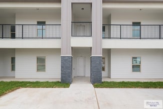 Brownsville, TX Apartments - 2107 Village Center Blvd