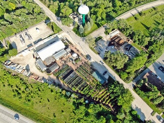 Hartland, WI Garden Center - N47W30815 Hill St