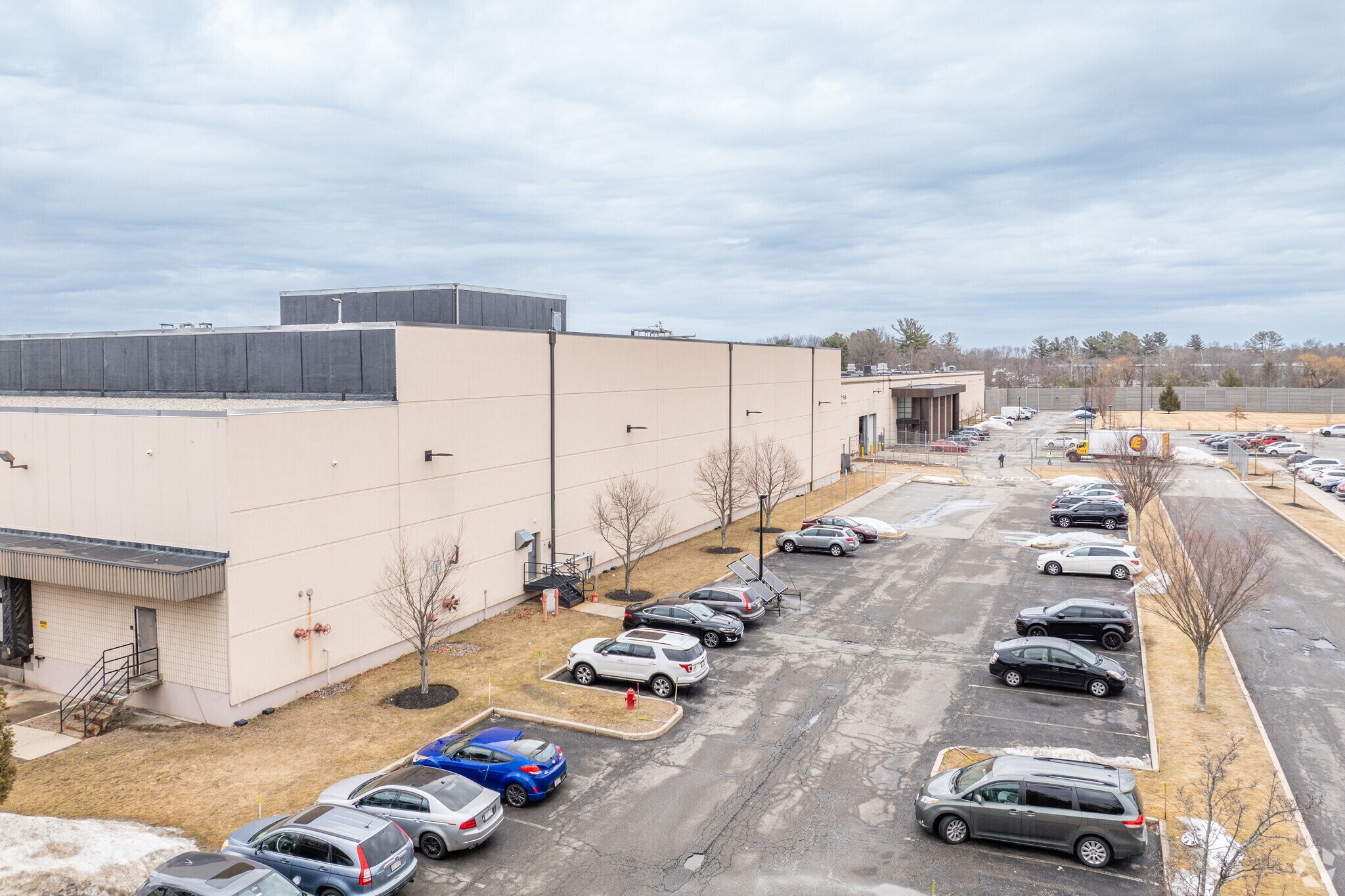 90 Salem Rd, North Billerica, MA for Rent