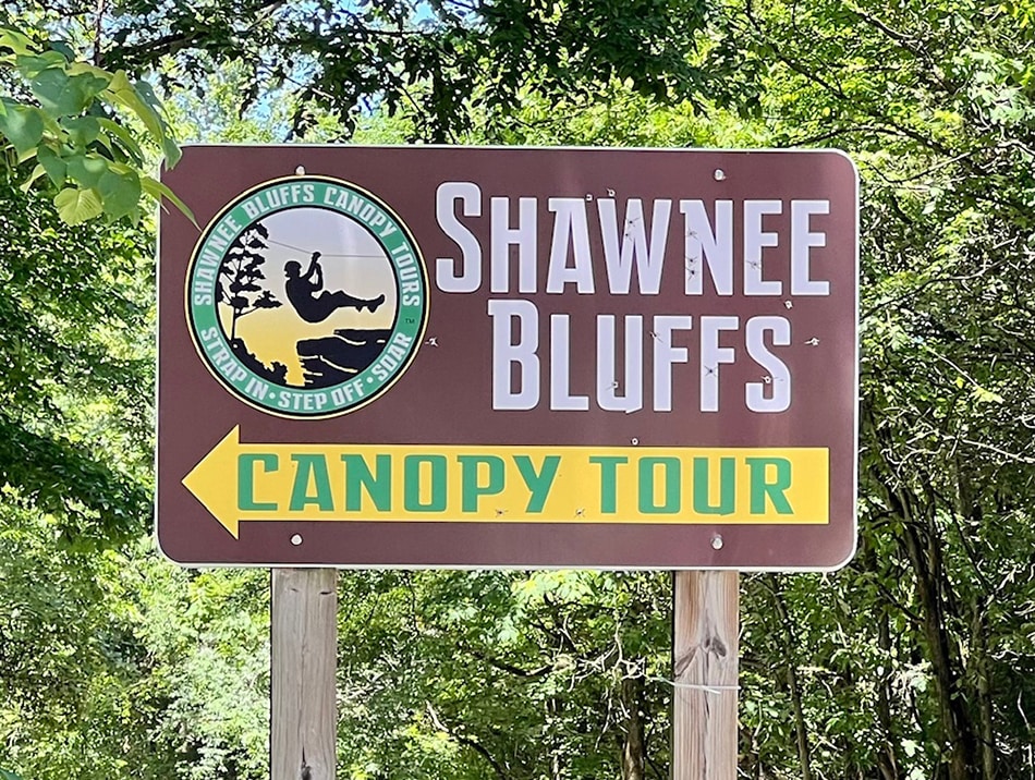 635 Robinson Hill Rd, Makanda, IL for Sale