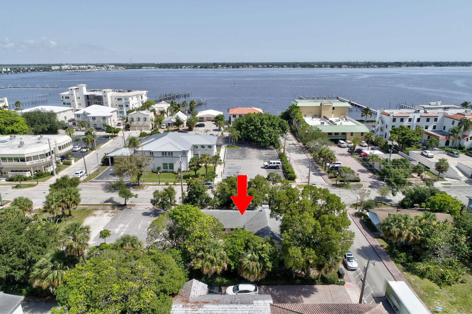 300 SE Detroit Ave, Stuart, FL for Rent