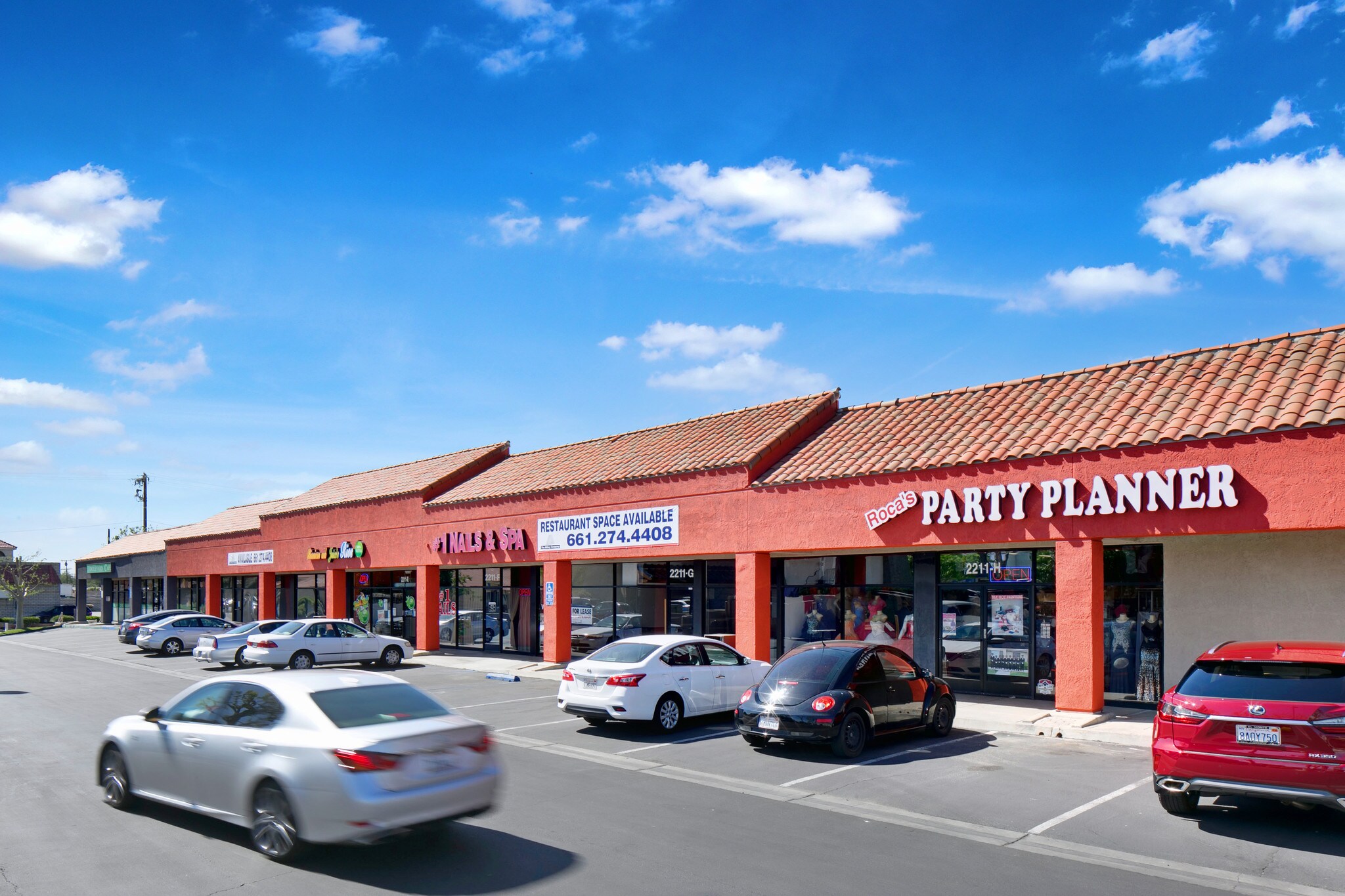 21112361 E Palmdale Blvd Palmdale, CA 93550 Shopping Center Property