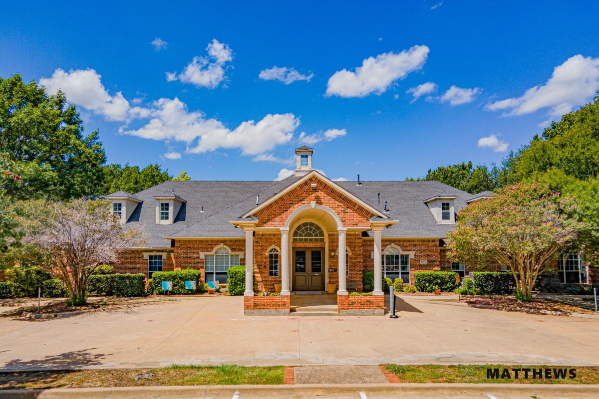 17275 Addison Rd, Addison, TX for Sale
