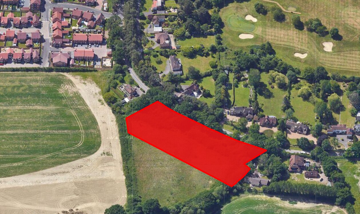 Rusper Rd, Crawley, WSX for Sale