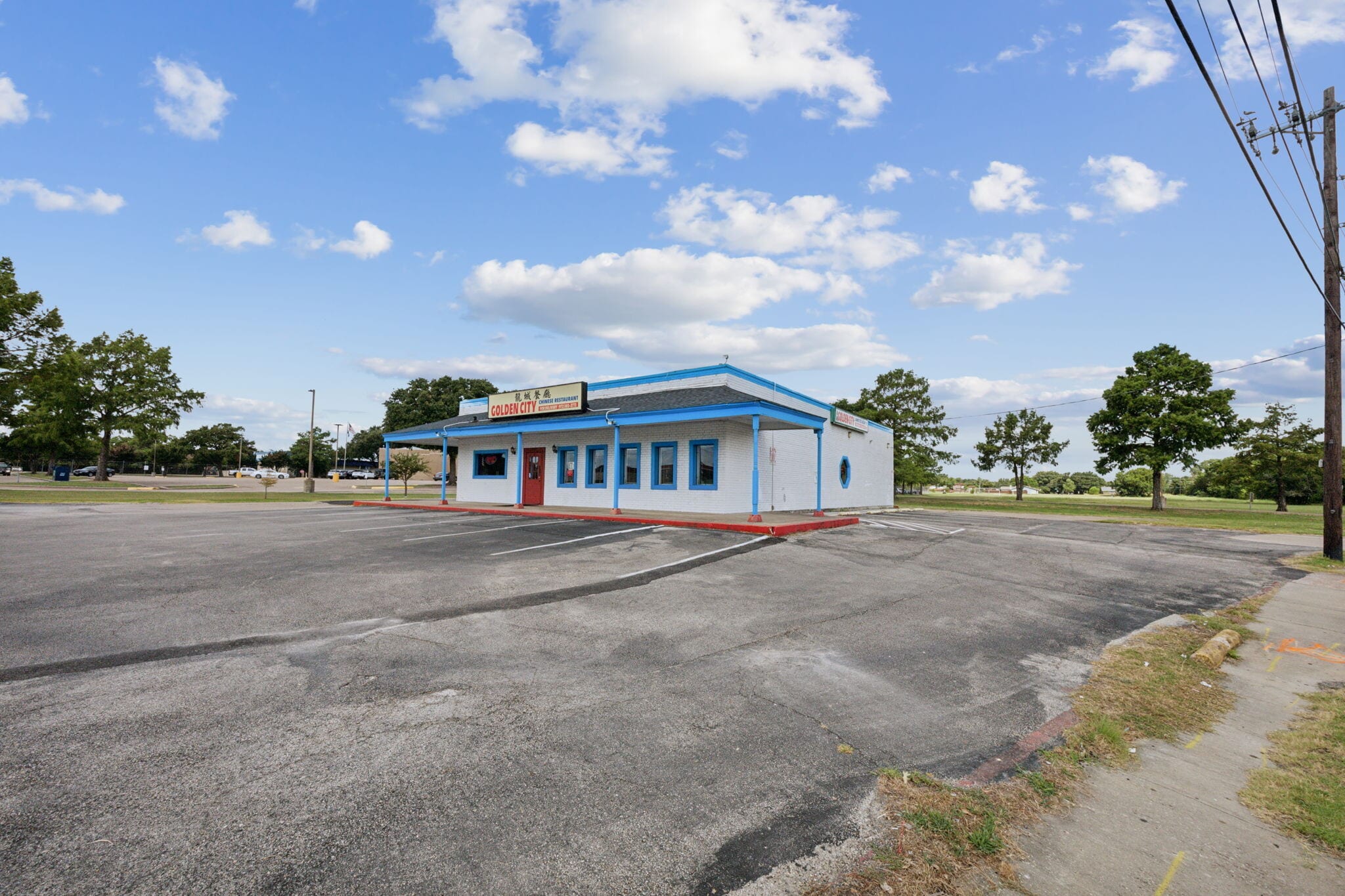 525 Oates Rd, Garland, TX for Sale