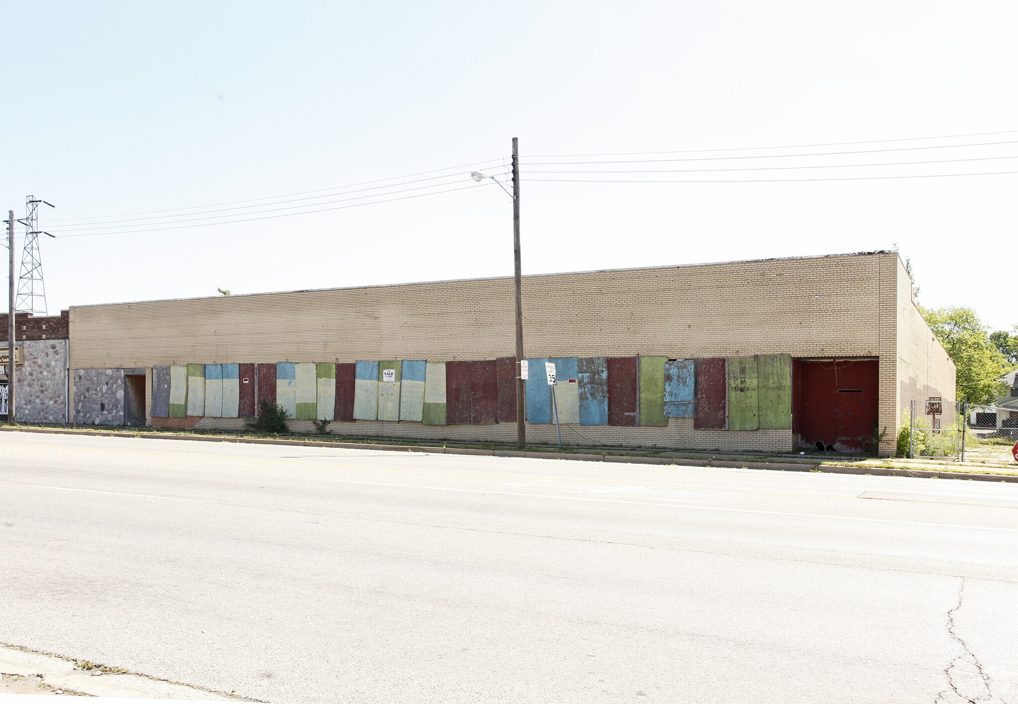 4514 N Saginaw St, Flint, MI for Sale