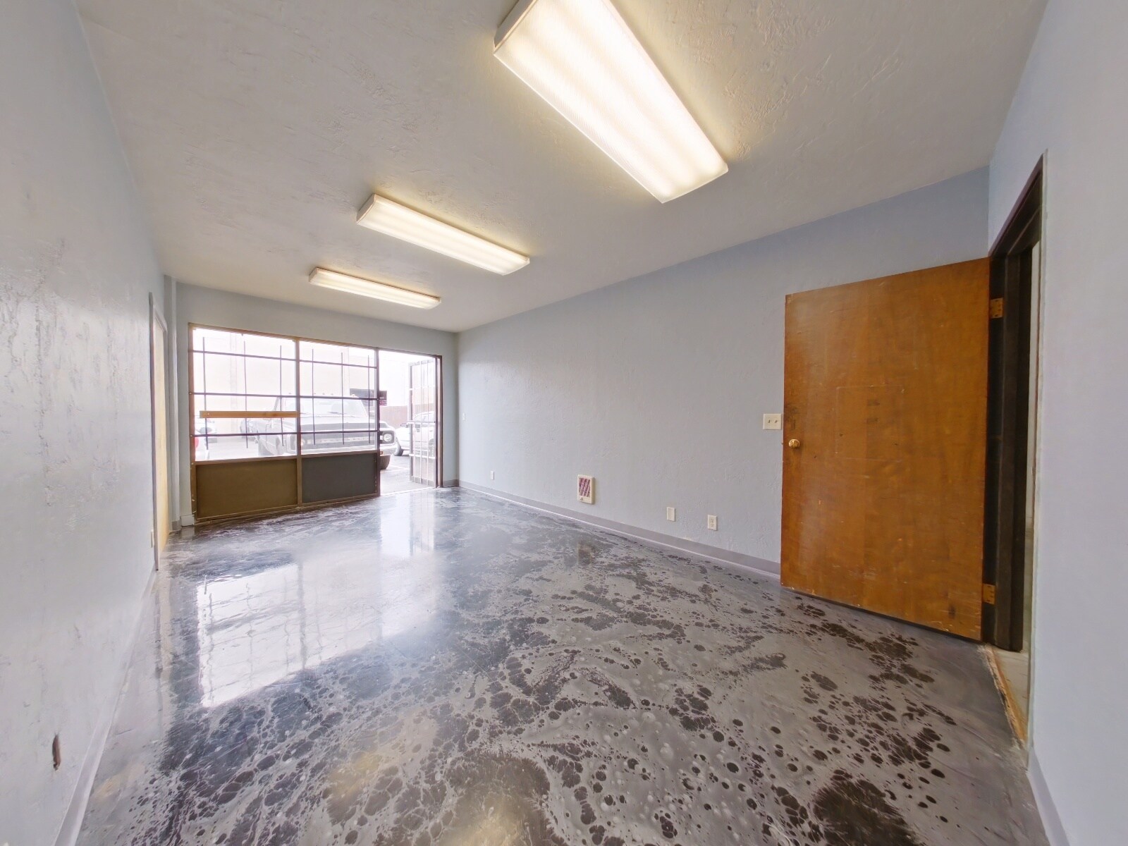 28 W Q St, Springfield, OR for Rent