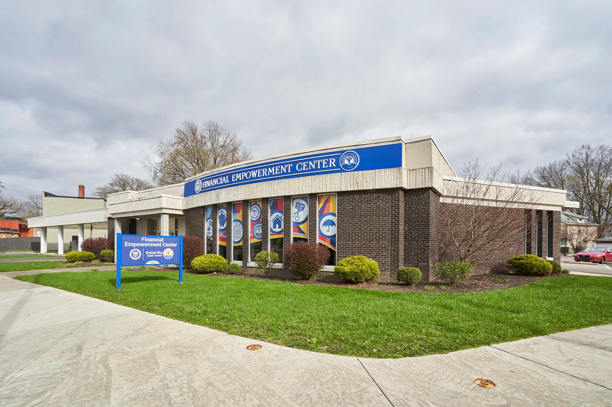 1060 Kenmore Blvd, Akron, OH for Sale