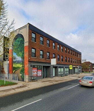 Hamilton, ON Retail - 1000-1016 King St E