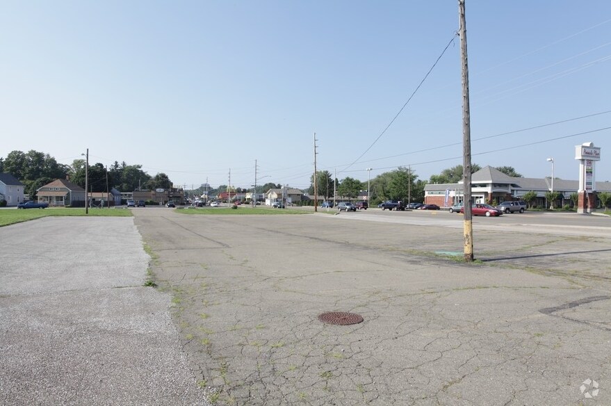 2920-2940 W 12th St, Erie, PA for Rent