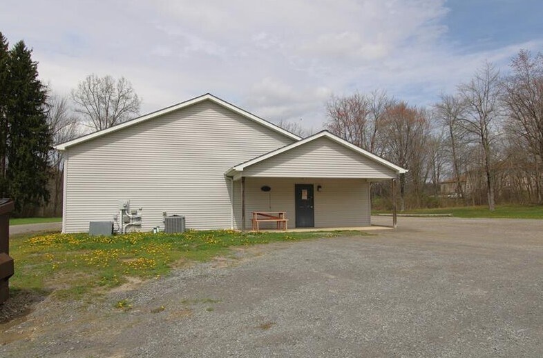 7253 W Market St, Mercer, PA for Sale