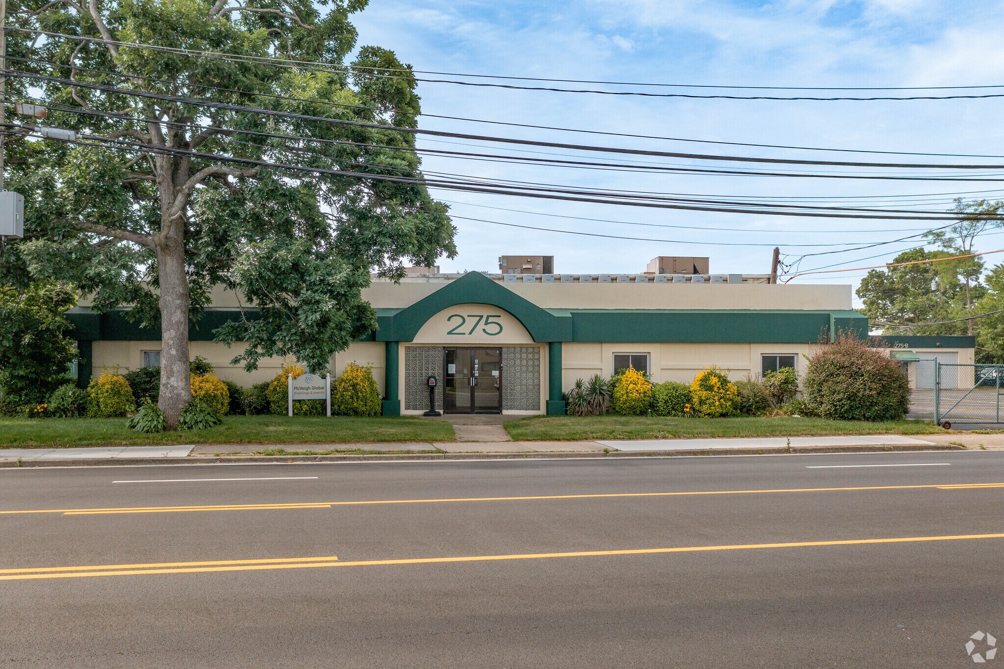 275 Dixon Ave Amityville, NY 11701 Office Property for Lease on