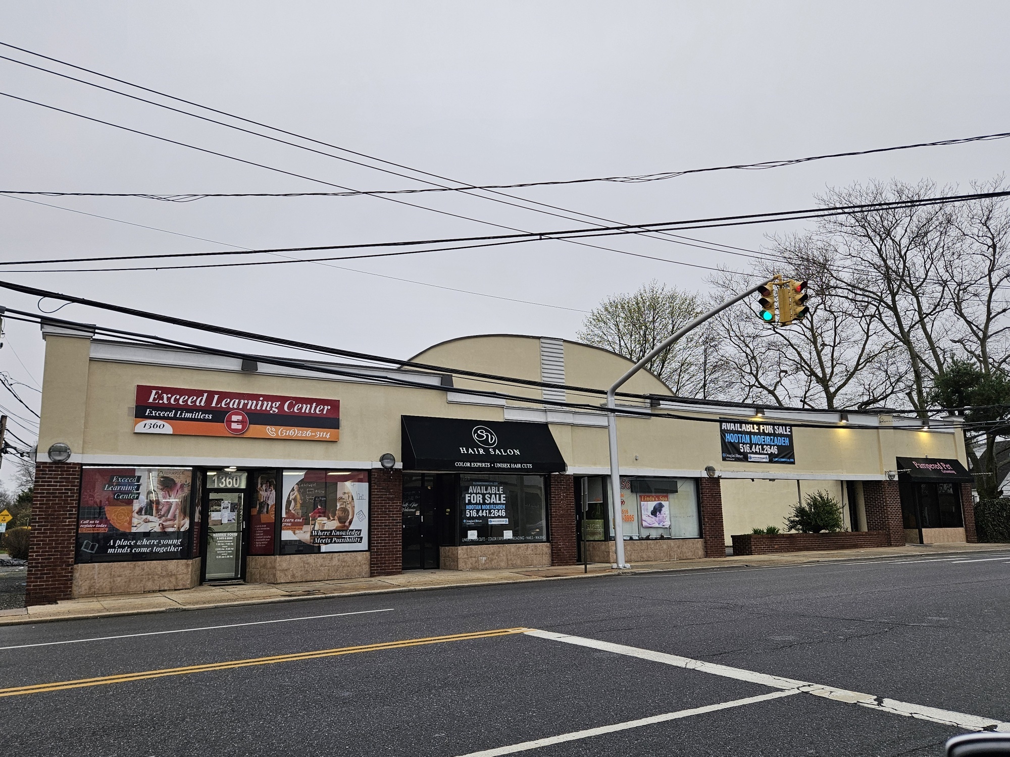 1358-1360 Willis Ave, Albertson, NY for Sale
