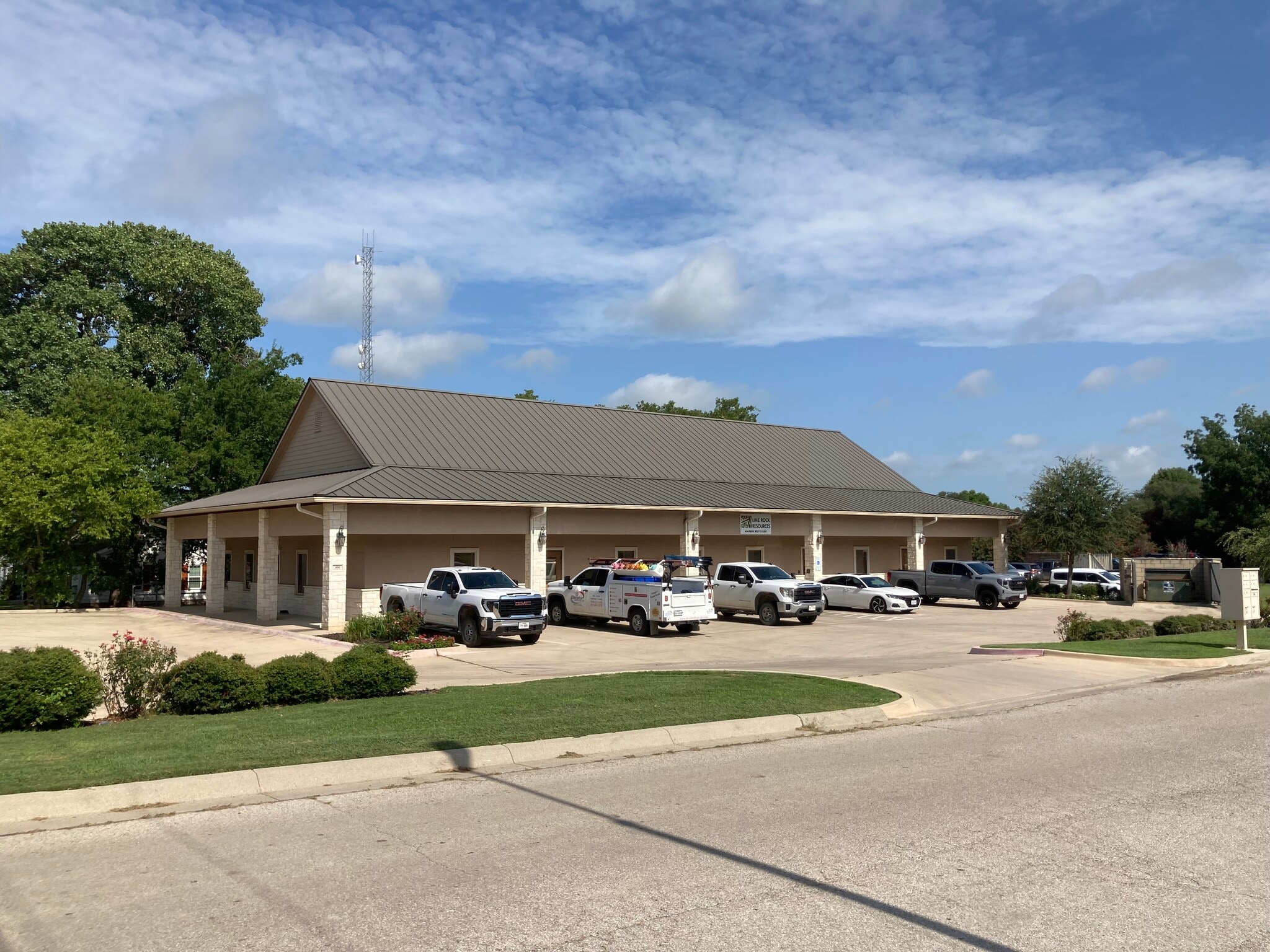 404 Park West Ct, Decatur, TX for Rent