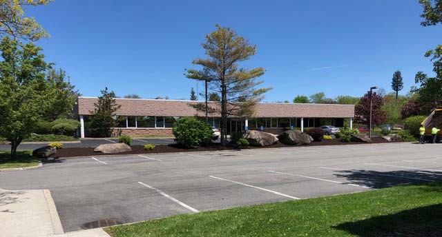 100 Commerce Dr, New Windsor, NY for Rent