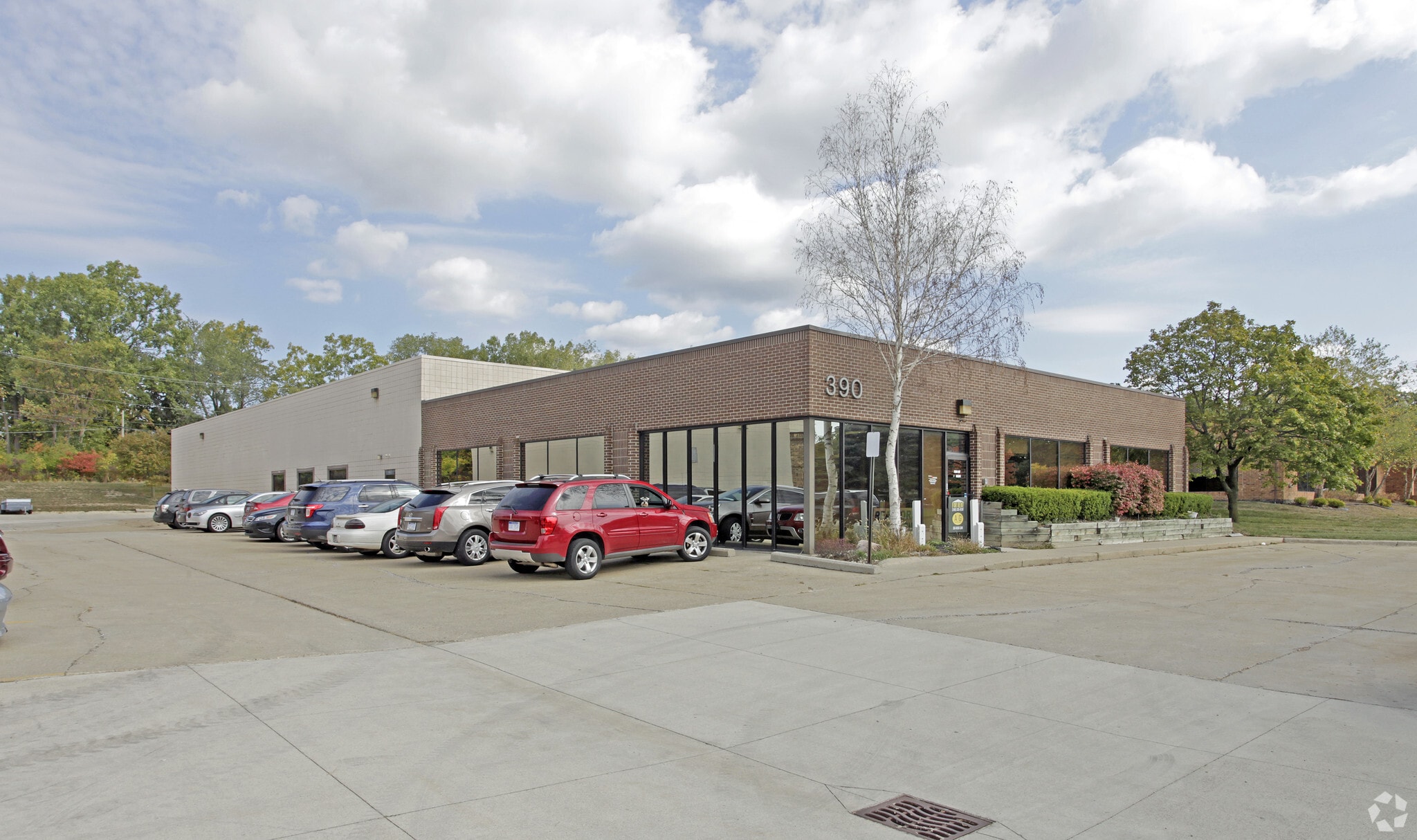 390 Enterprise Ct, Bloomfield Hills, MI for Rent