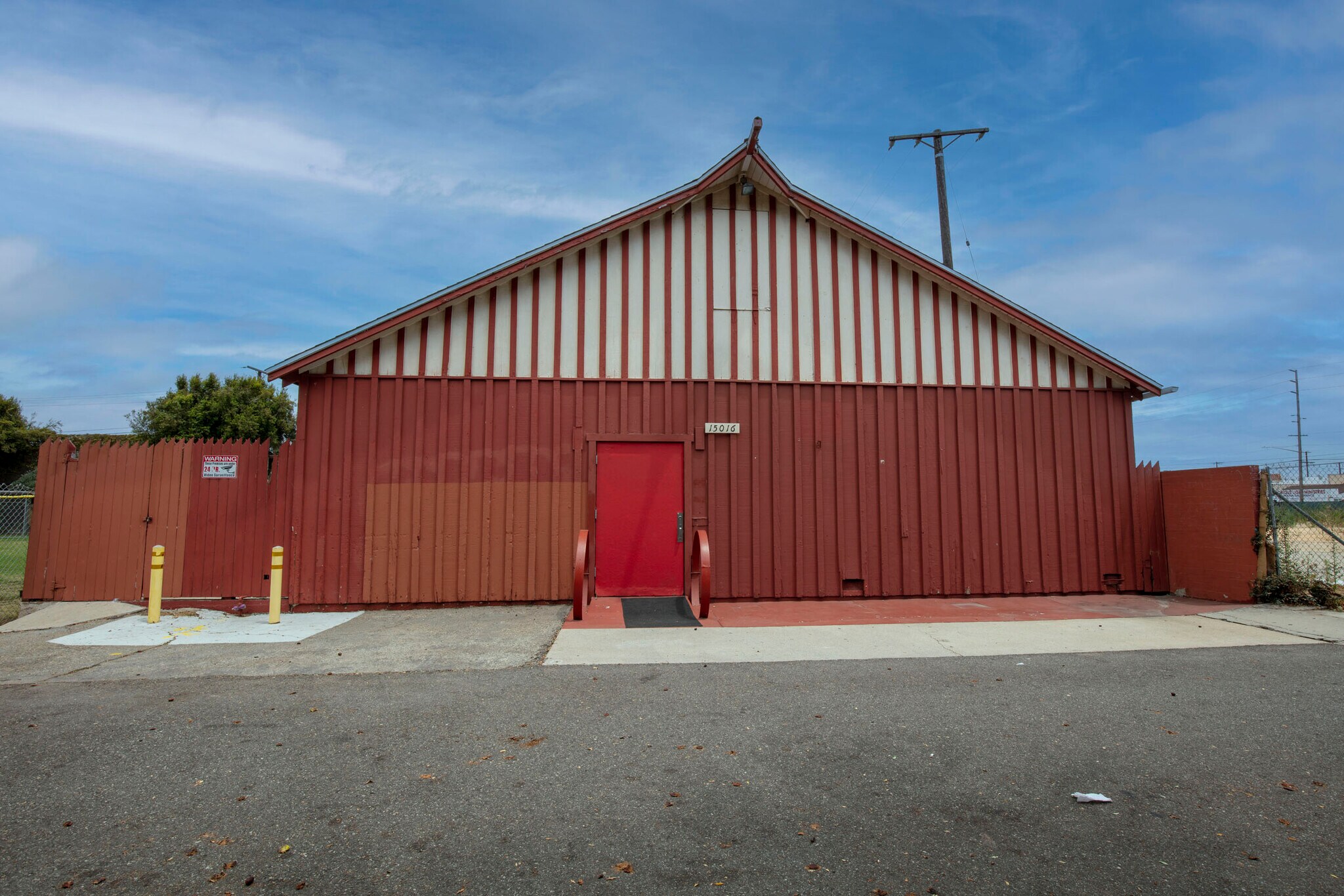 15016 Daphne ave Gardena, CA 90249 Retail Property for Lease on