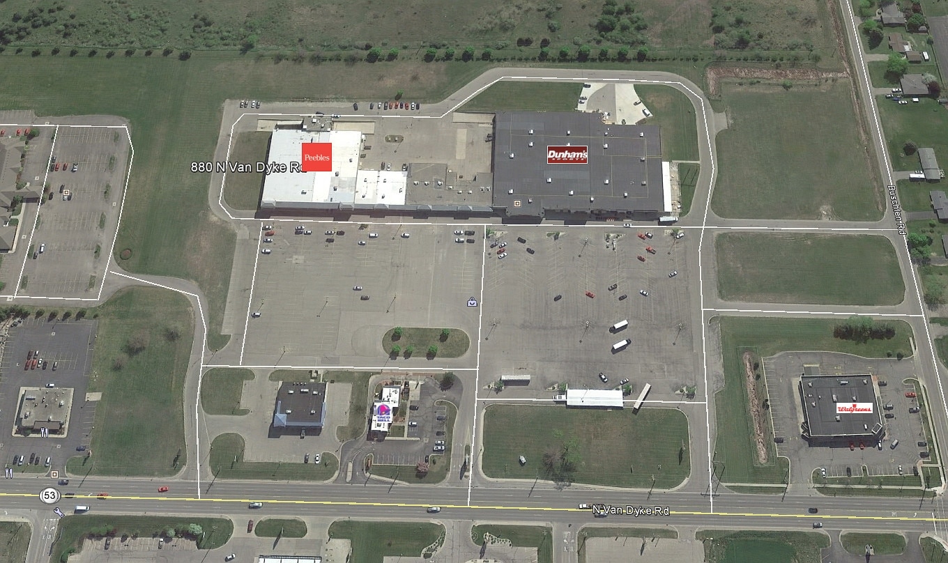 850-880 N Van Dyke Rd, Bad Axe, MI for Sale