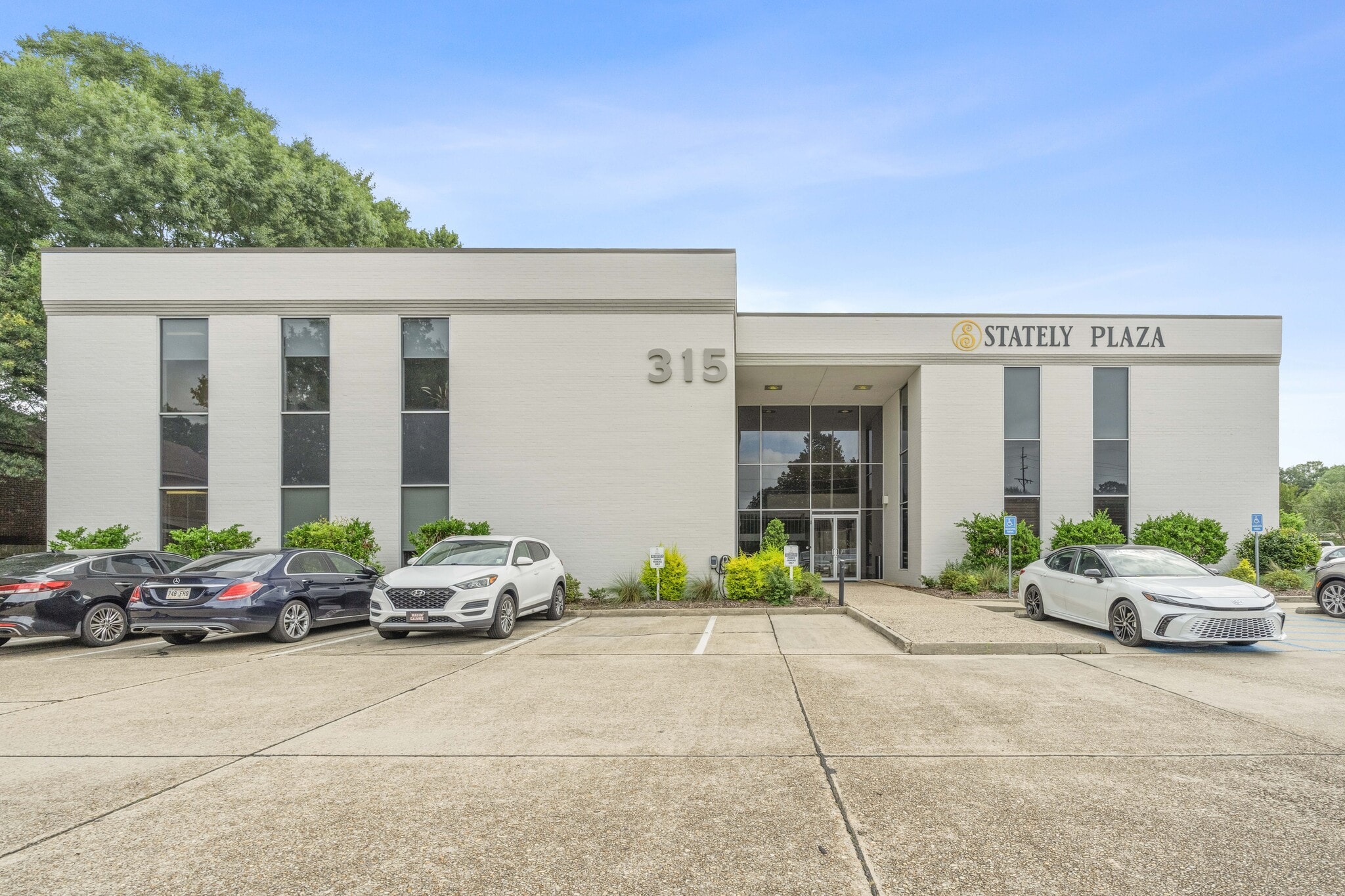 315 S College Rd, Lafayette, LA for Rent