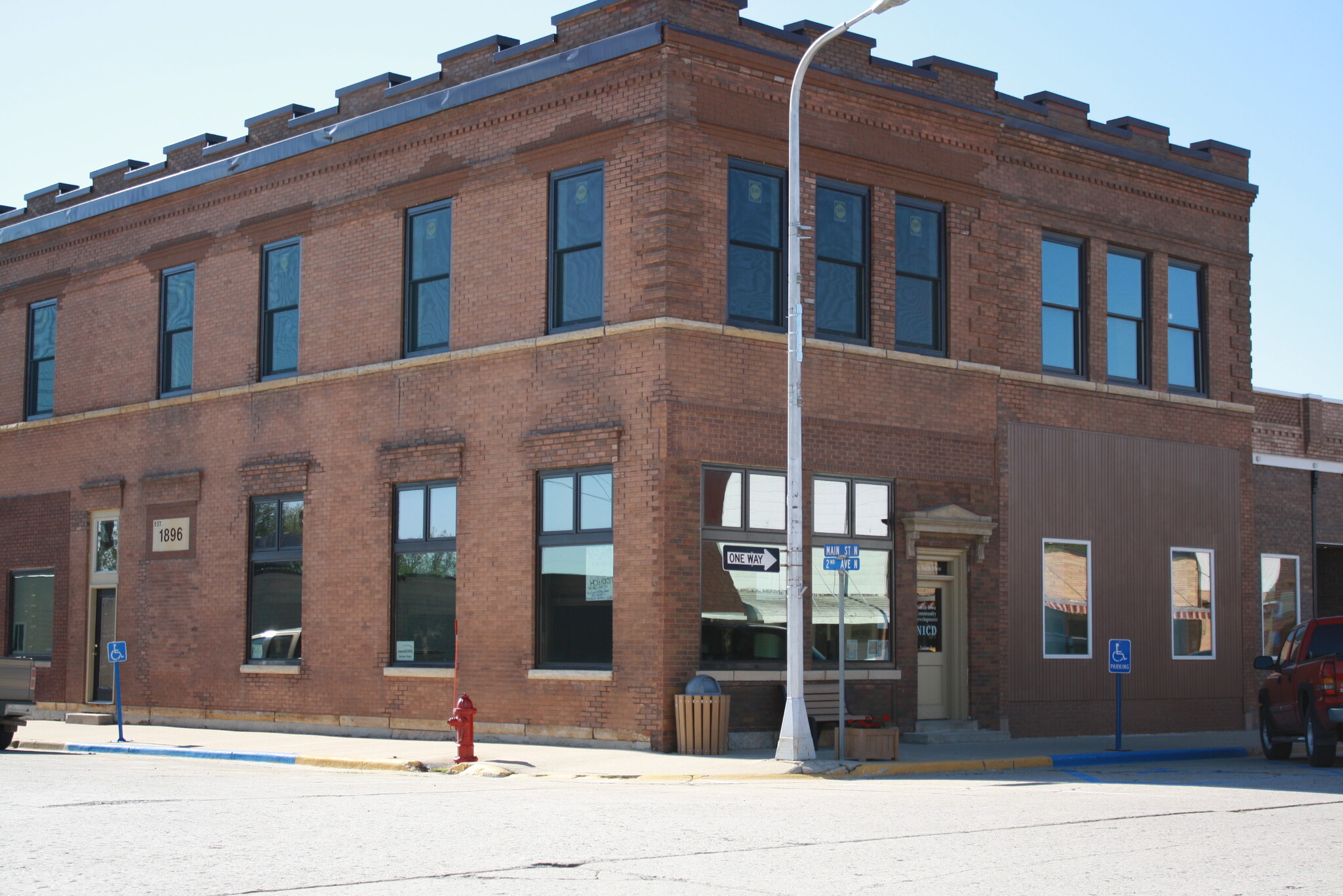 201 N Main St, Buffalo Center, IA for Rent