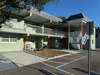 Clearwater, FL Apartments - 2035 Alpine Rd