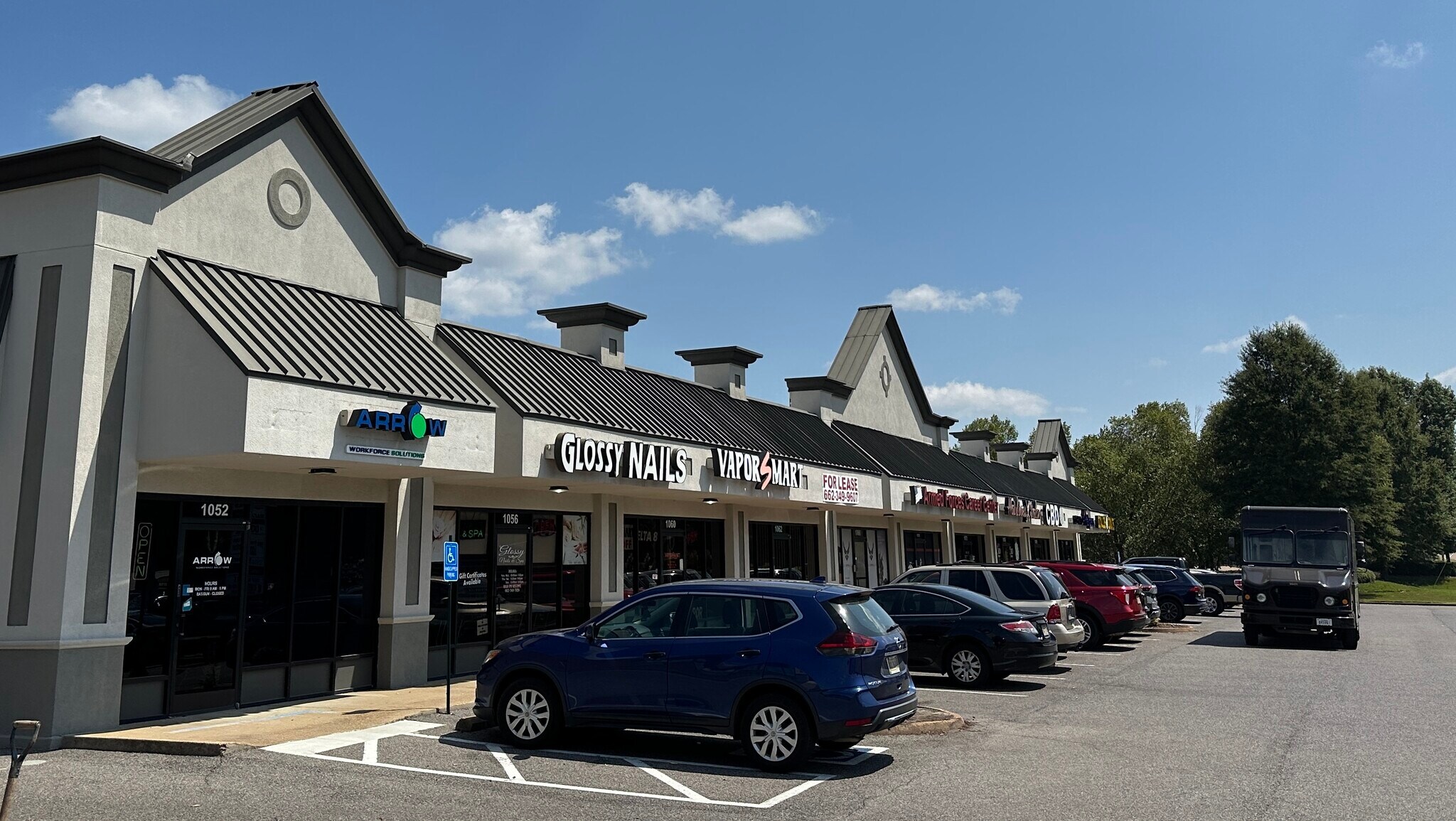 1052-1092 Goodman Rd E, Southaven, MS for Rent