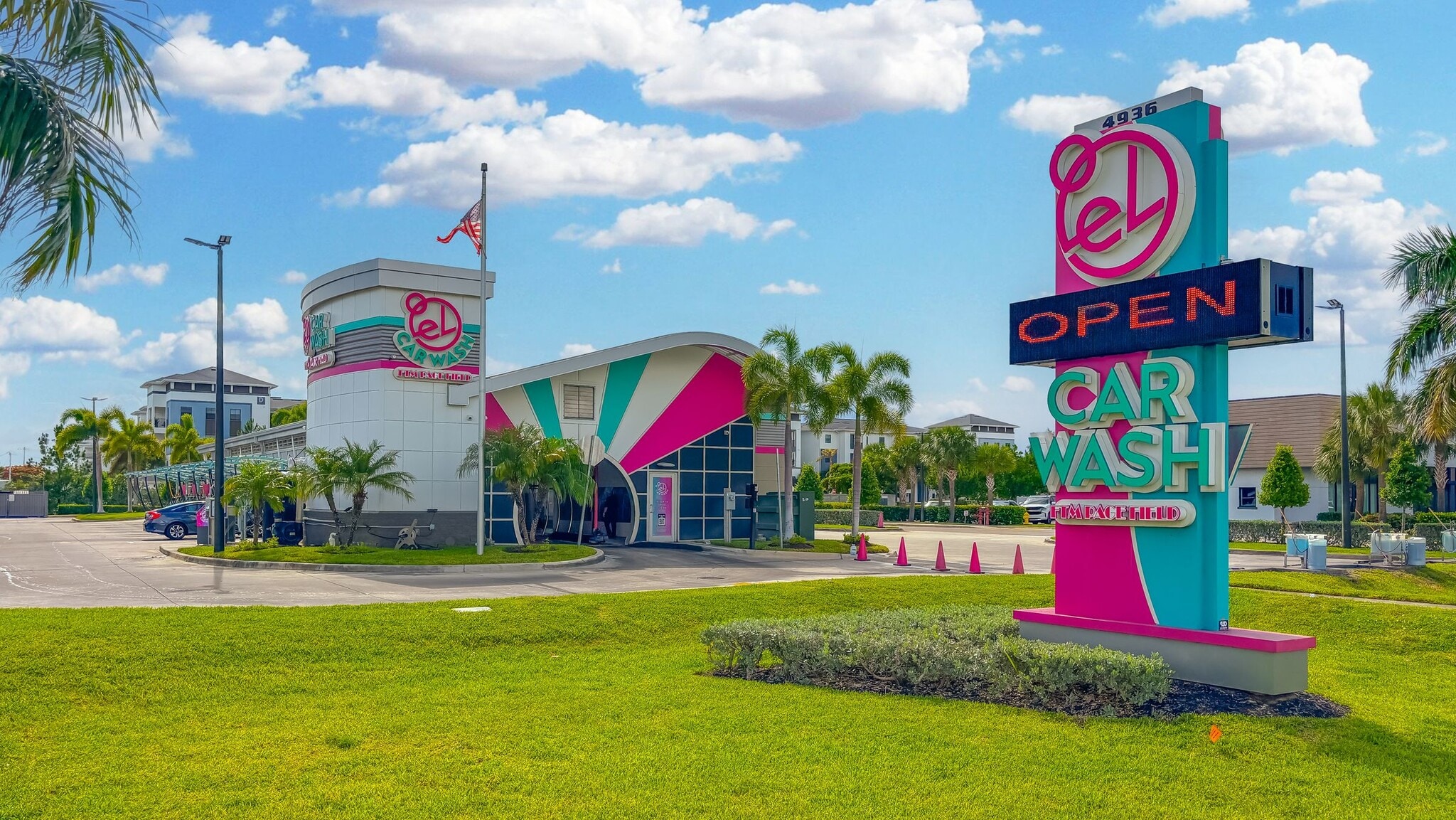 4936 S Cleveland Ave, Fort Myers, FL for Sale