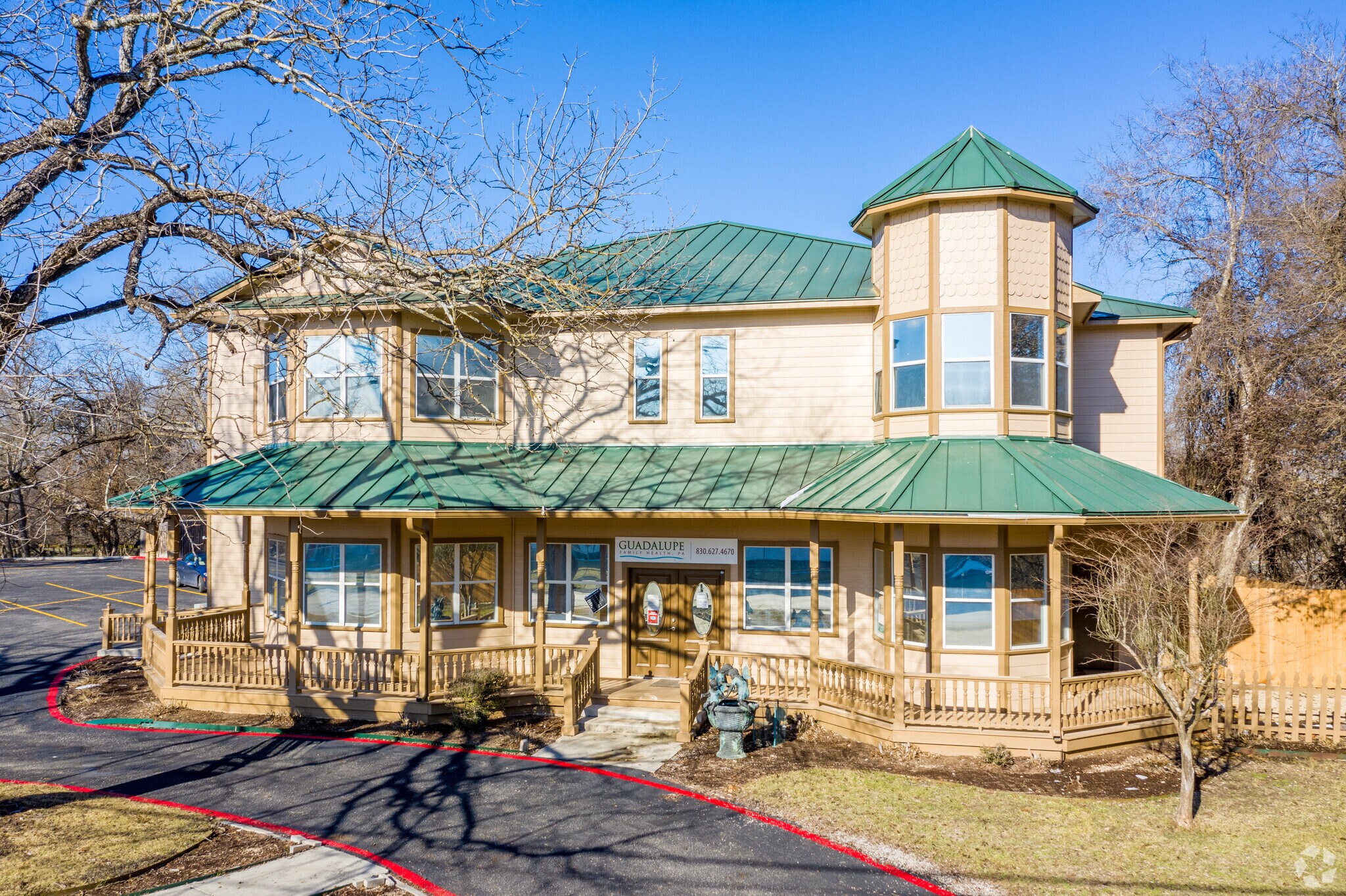 921 Lakeview Blvd, New Braunfels, TX for Rent