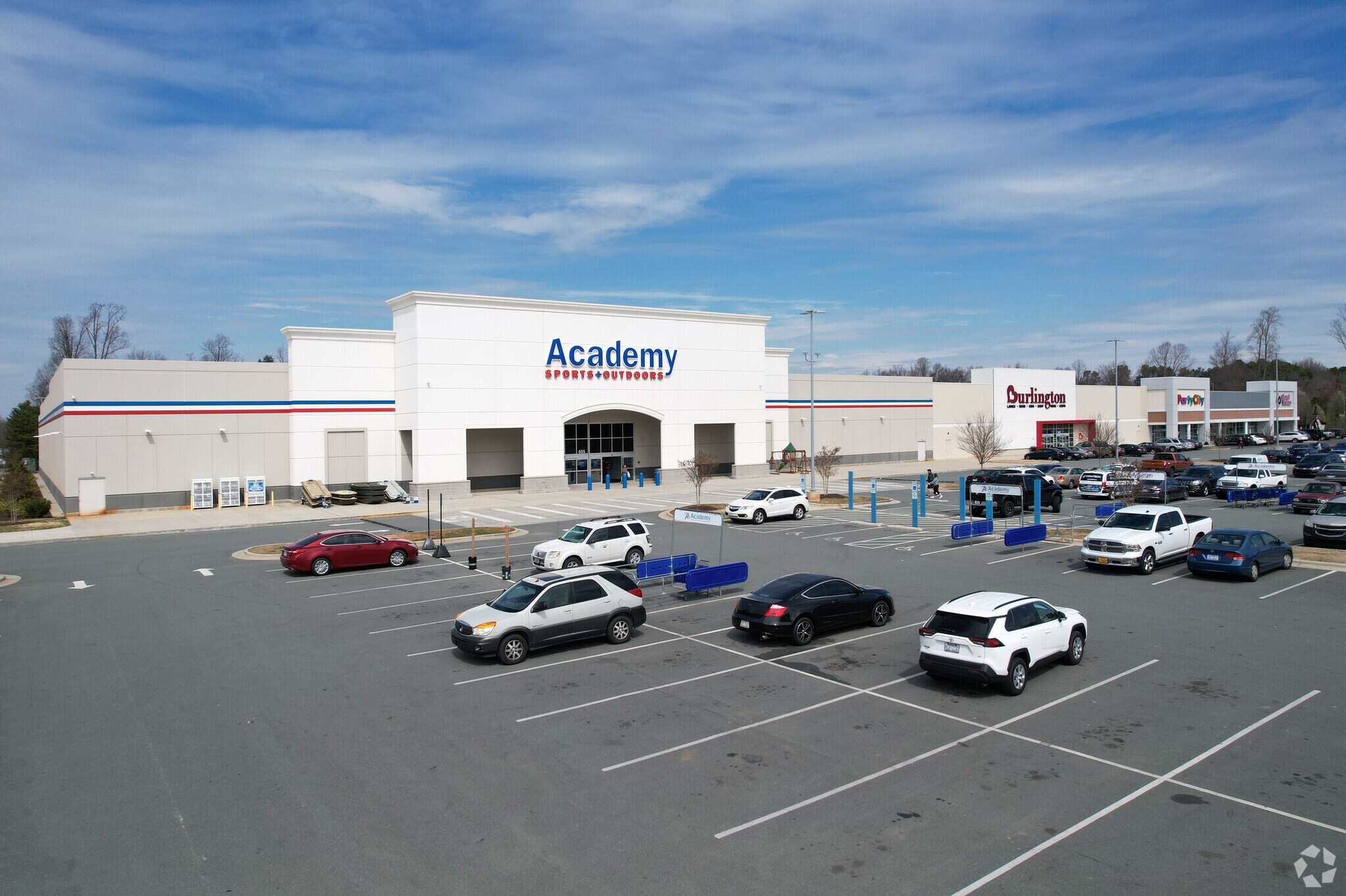 635655 Huffman Mill Rd Burlington, NC 27215 Retail Property for