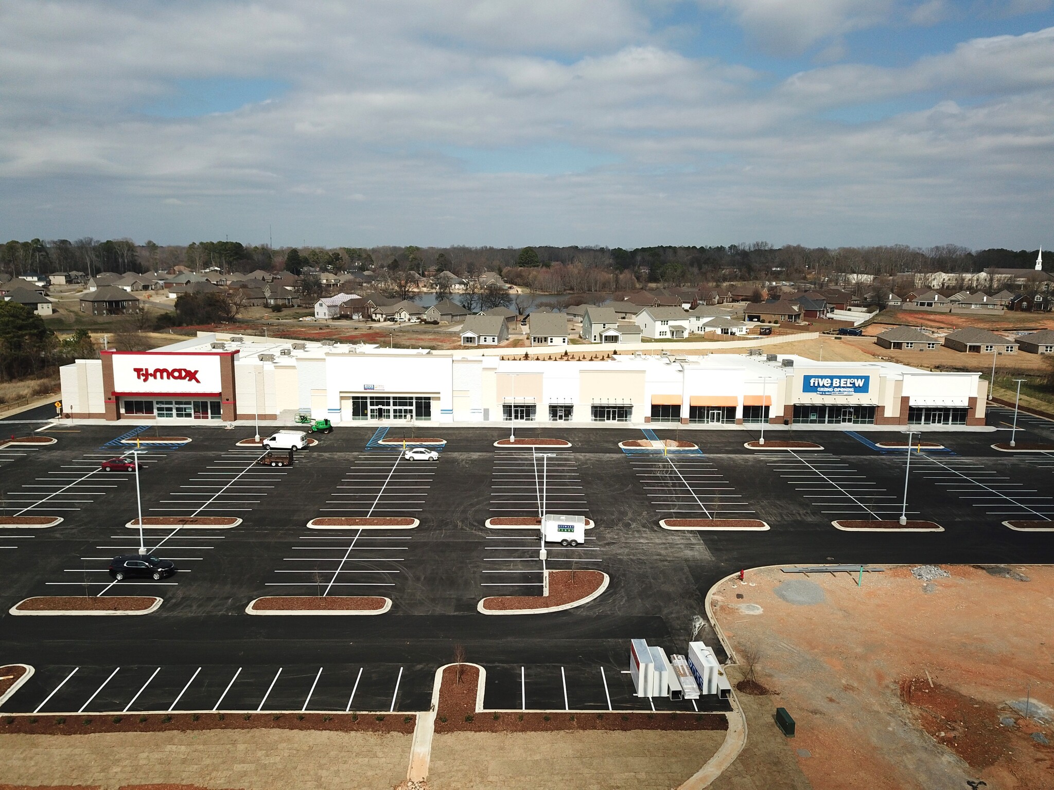 1061 Kelli Dr Athens, AL 35611 Retail Property for Lease on