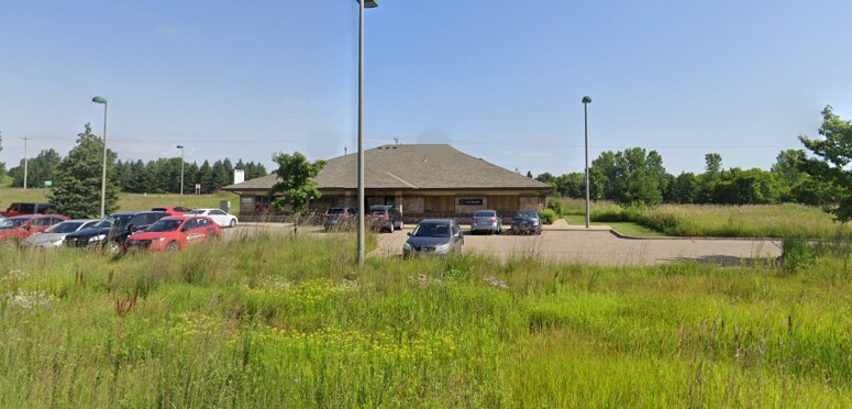 8955 33rd St N, Lake Elmo, MN for Sale