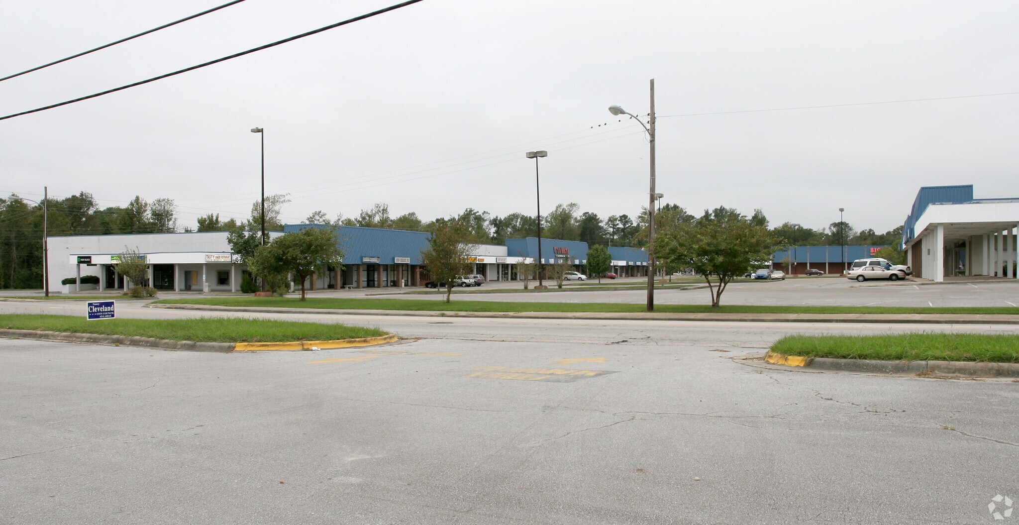 237 New River Dr Jacksonville, NC 28540 Retail Property for Lease on