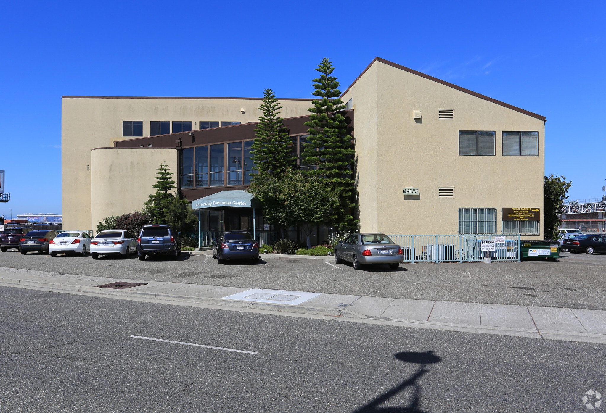 60 98th Ave, Oakland, CA for Sale