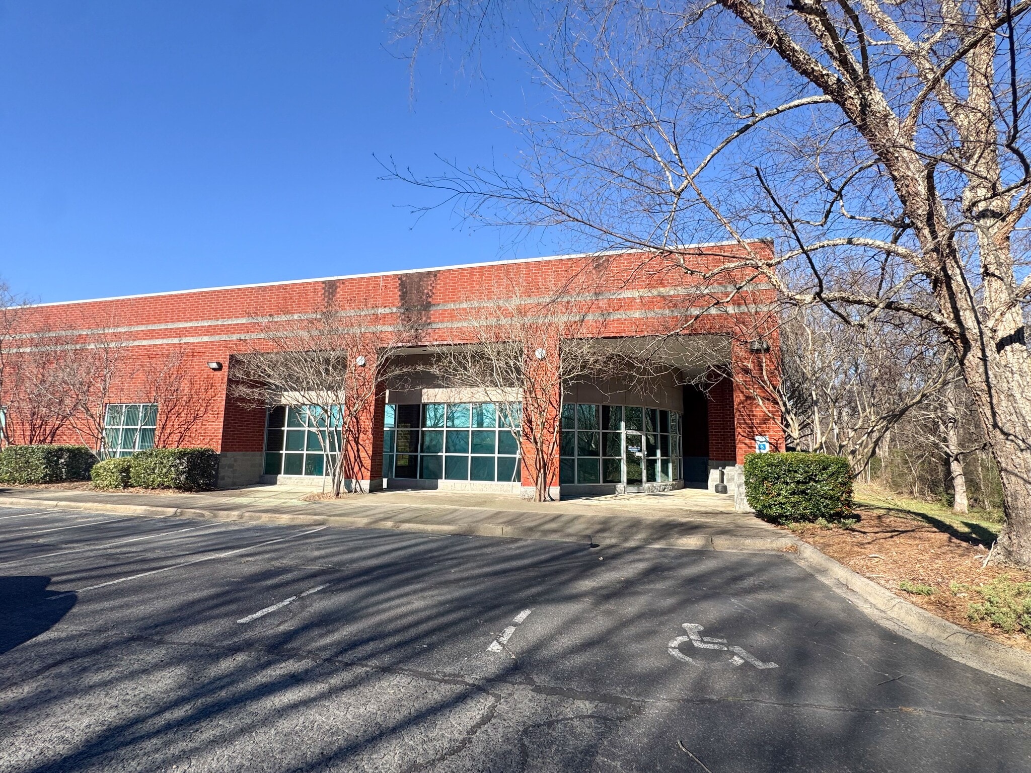 9301 Forsyth Park Dr, Charlotte, NC for Sale