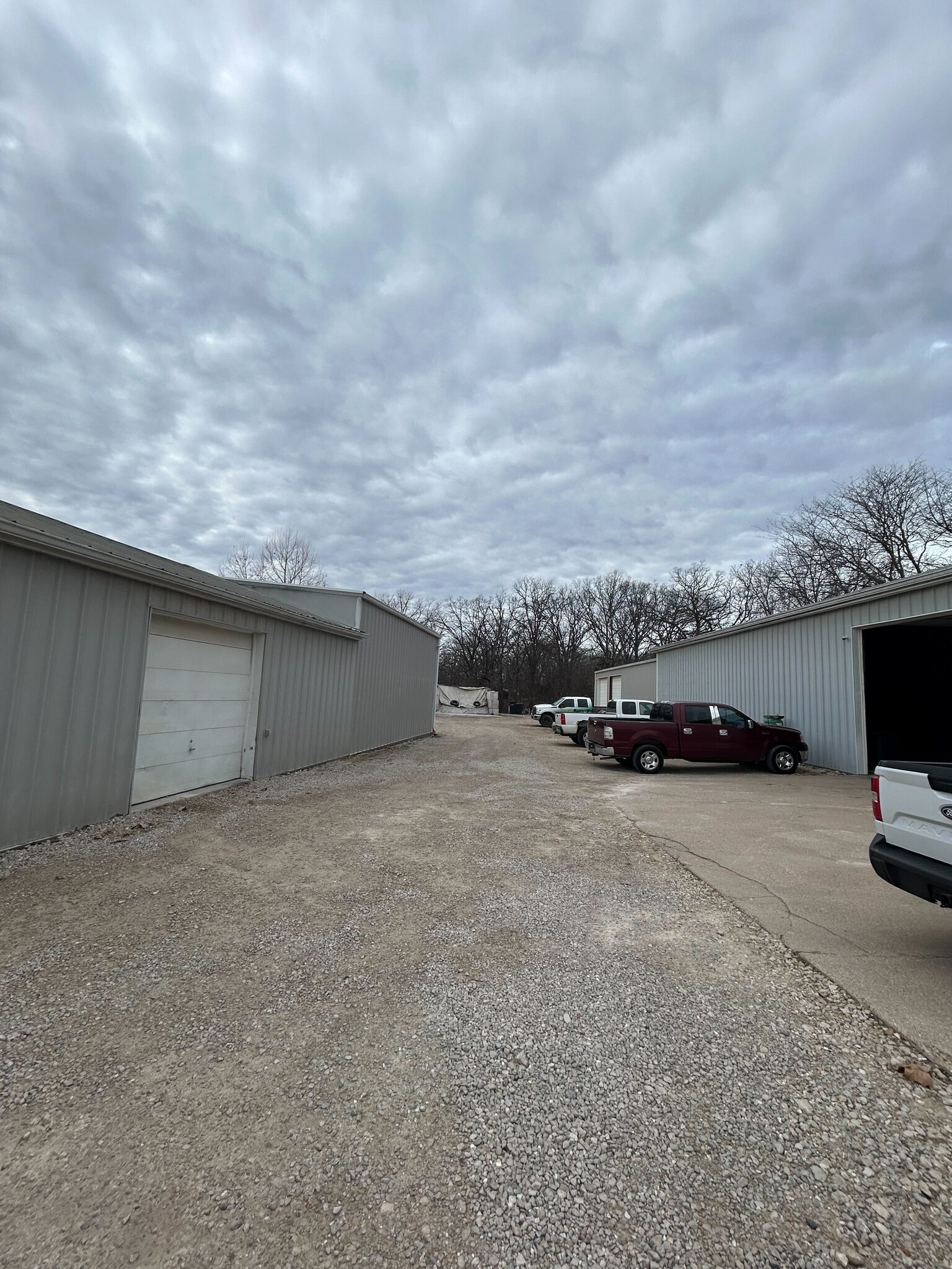 3687 Kaiser Rd rd, Kaiser, MO for Rent