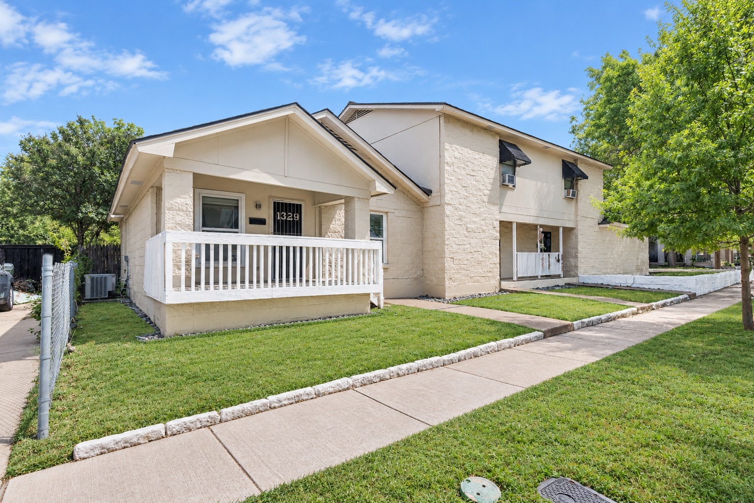 1329 5th Ave, Fort Worth, TX for Sale