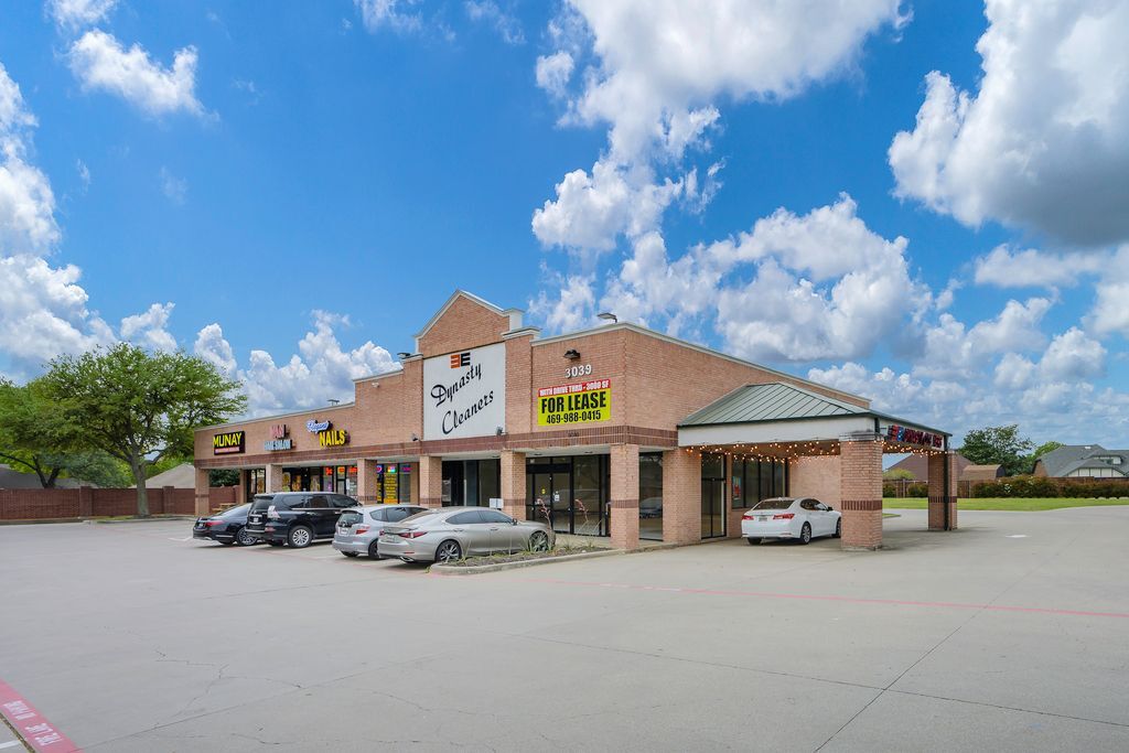 3039 Old Denton Rd, Carrollton, TX for Rent