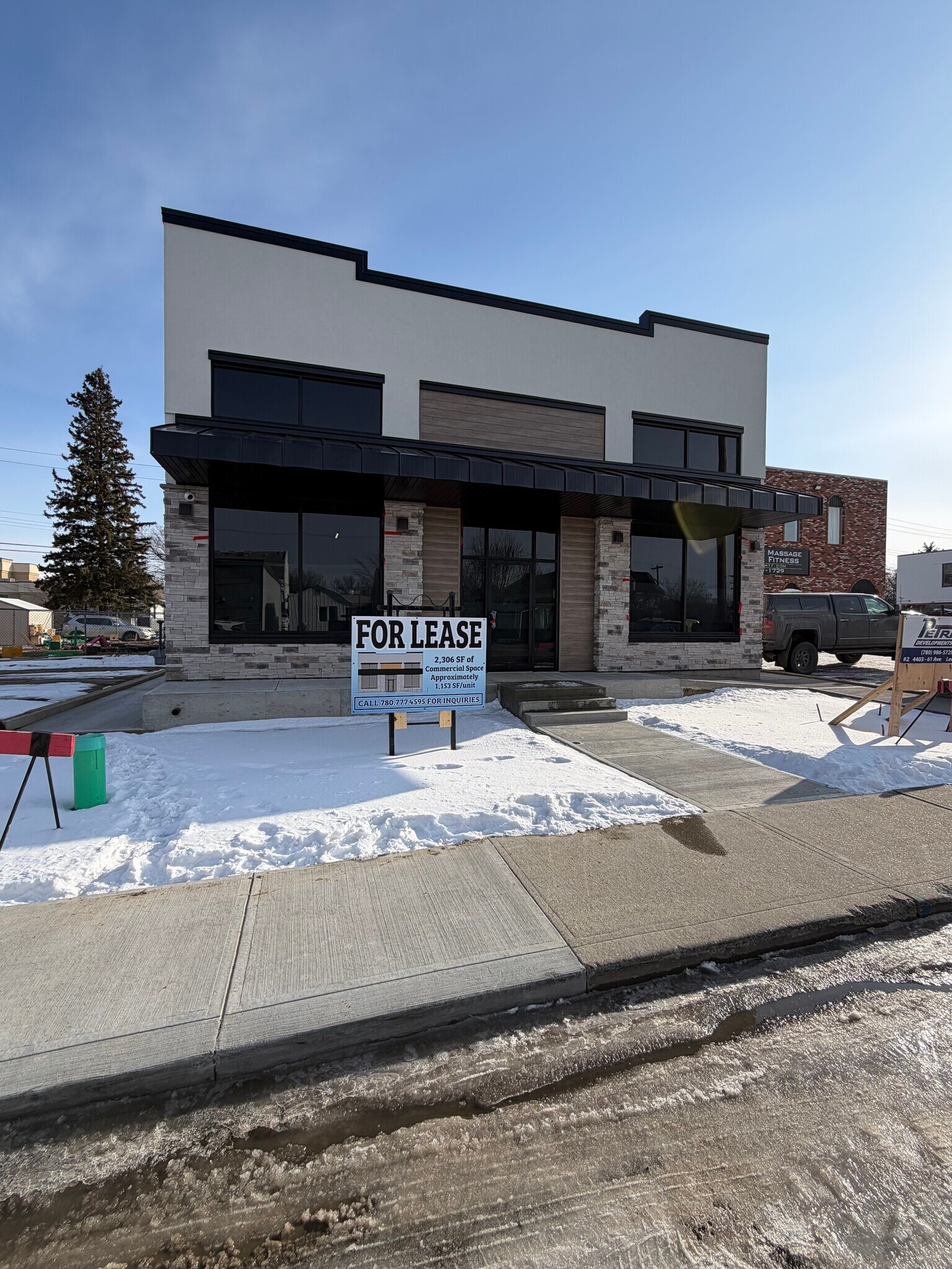 5011 49 Av, Leduc, AB for Rent