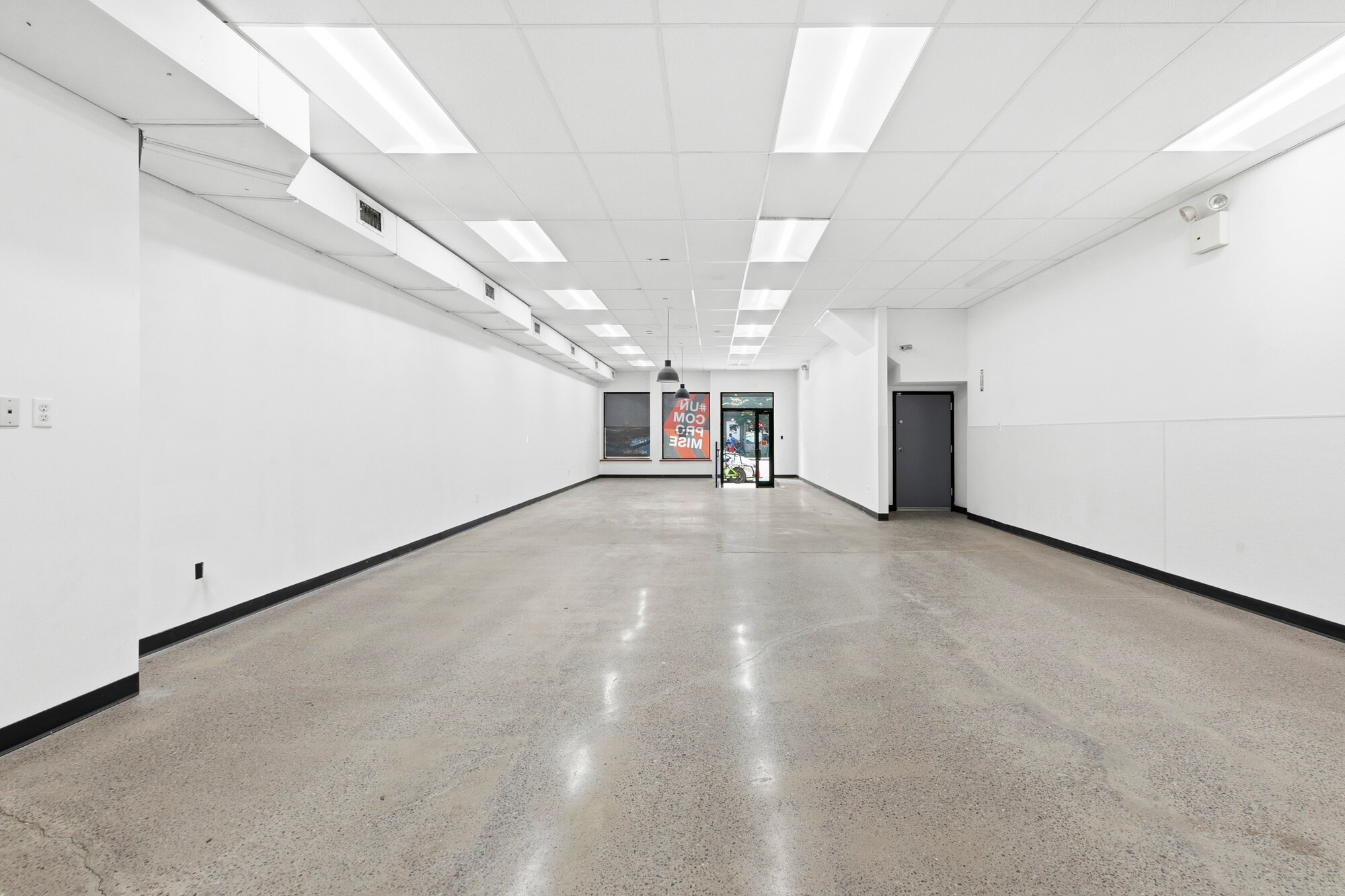 527 Ninth Ave, New York, NY for Rent