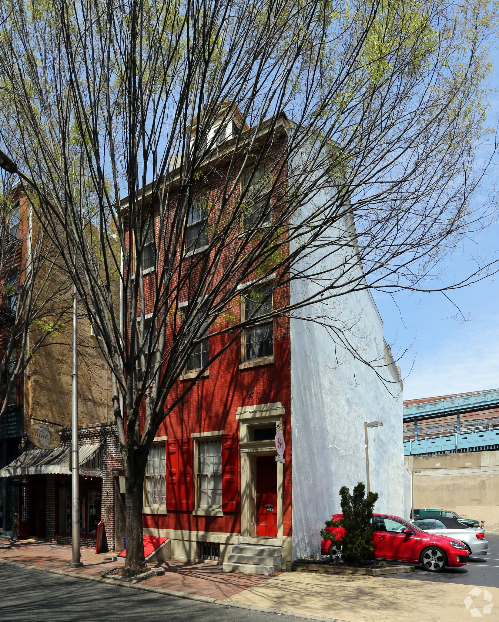 239 Race St, Philadelphia, PA for Sale