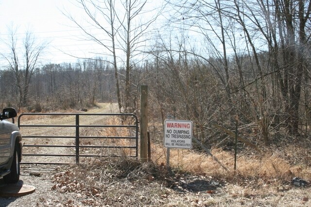 8200 Saint Anthony's Church Rd, Louisville, KY for Sale