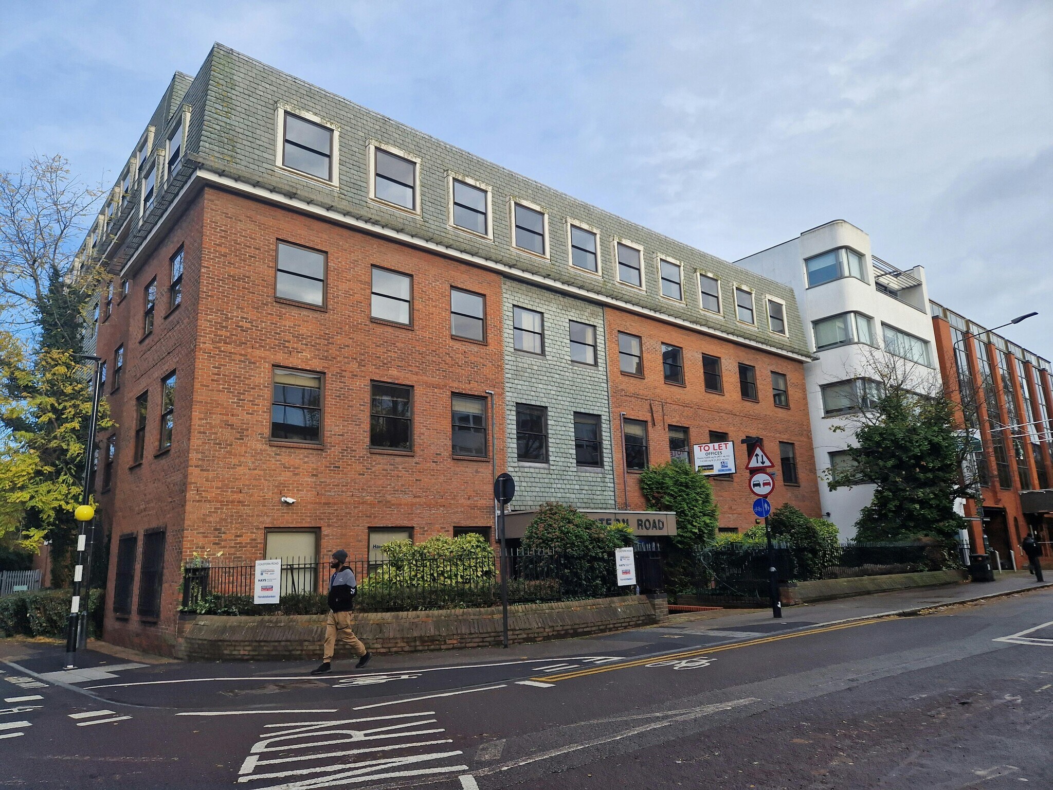 3-5 Eastern Rd, Romford, LND for Rent