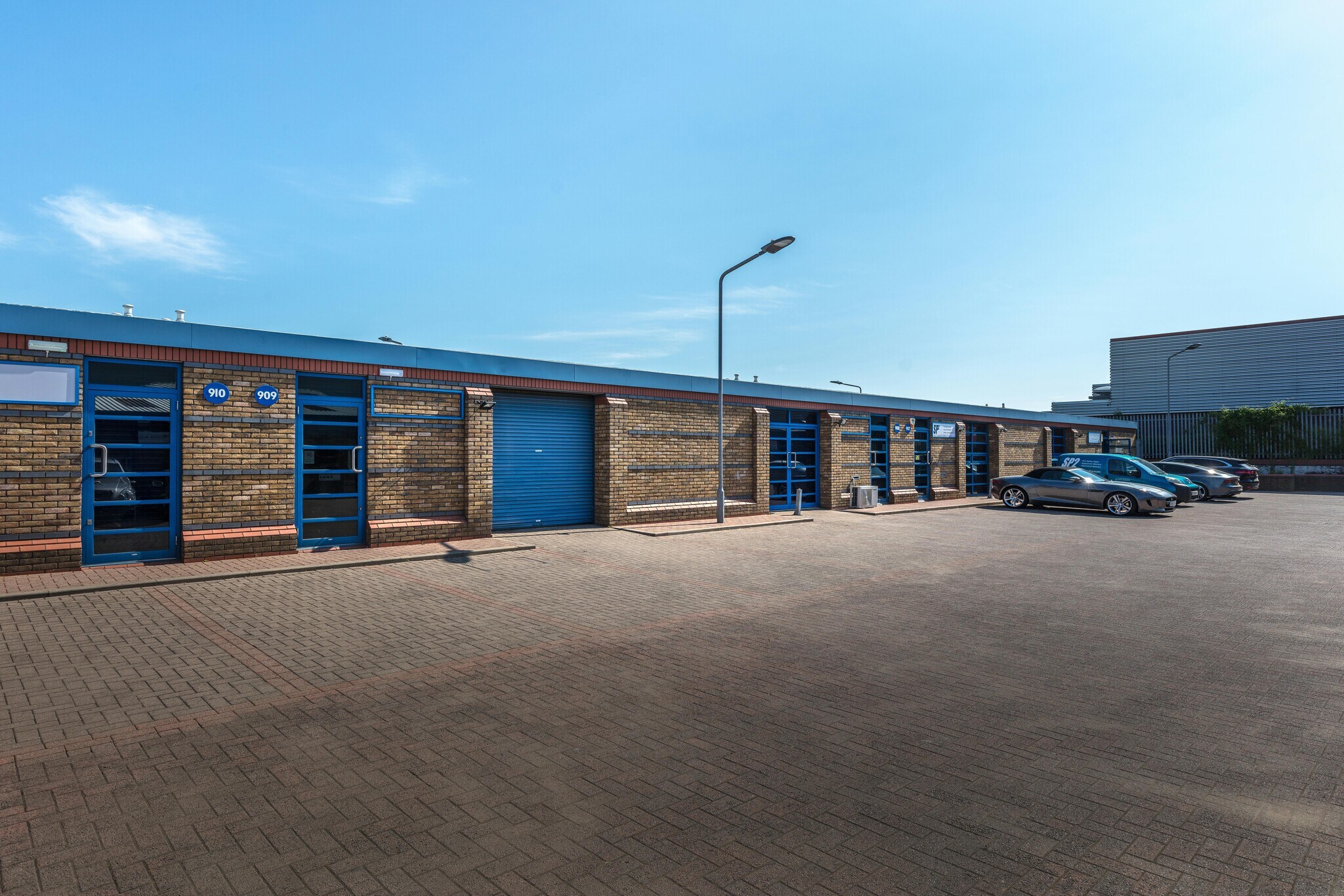 906-917 Yeovil Rd, Slough, BKS for Rent