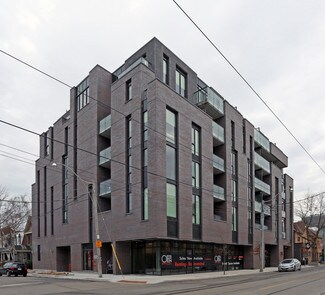 Toronto, ON Retail - 1075 Queen St E