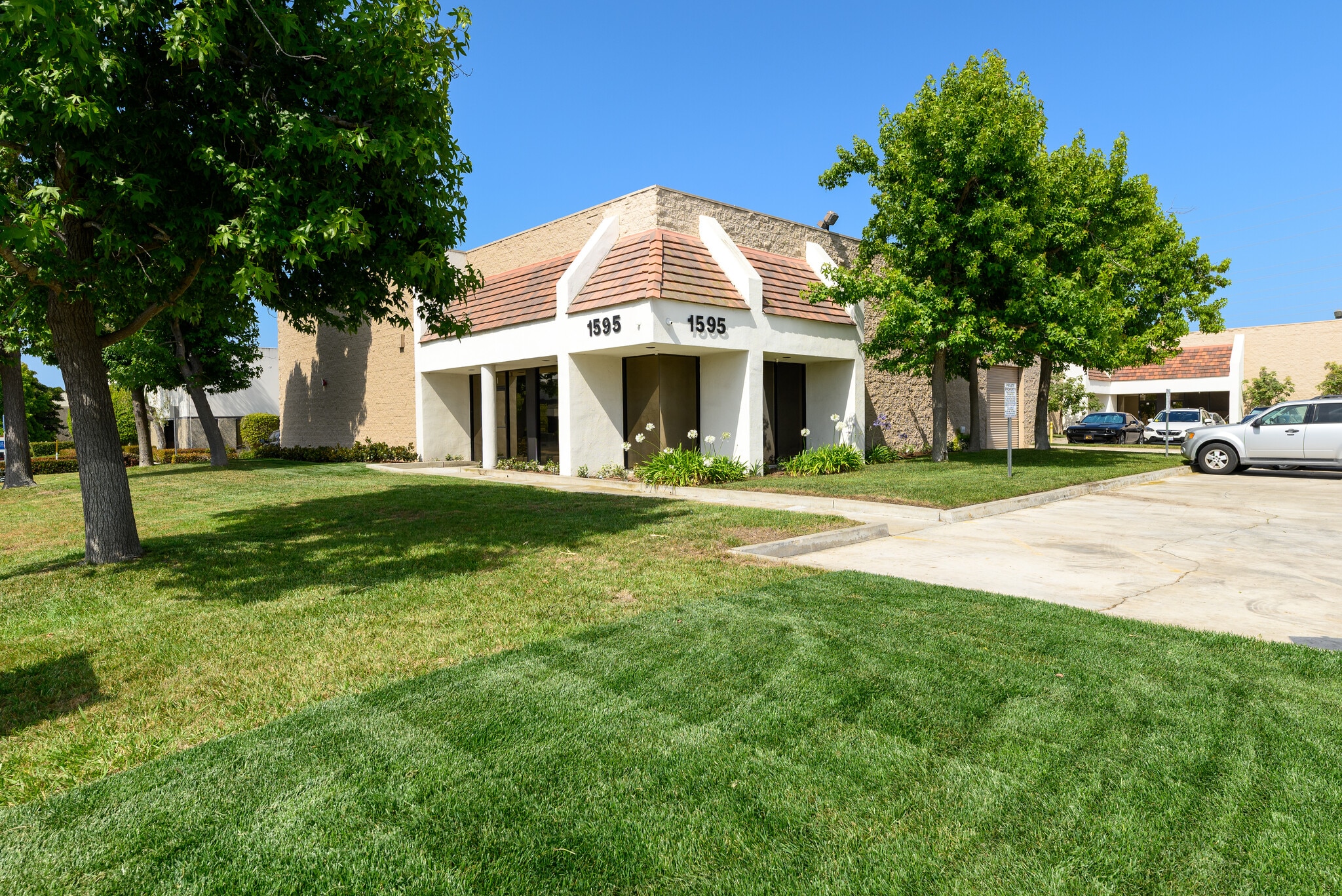 1595 Walter St, Ventura, CA for Rent