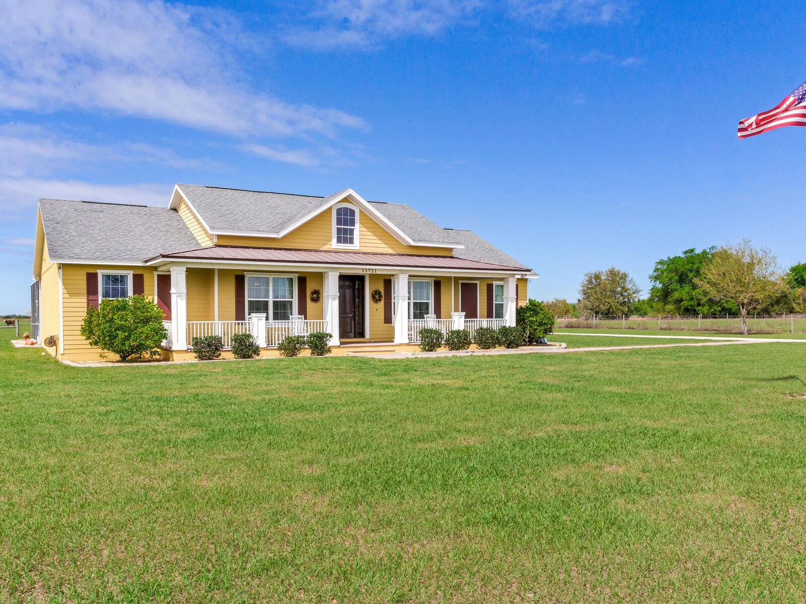 15721 Colding Loop, Wimauma, FL for Sale